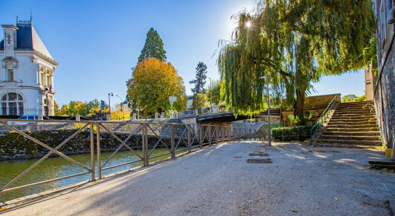 Le Canal,hyper Centre, Cosy, Fibre, Parking Privee, 1 A 4 Pers