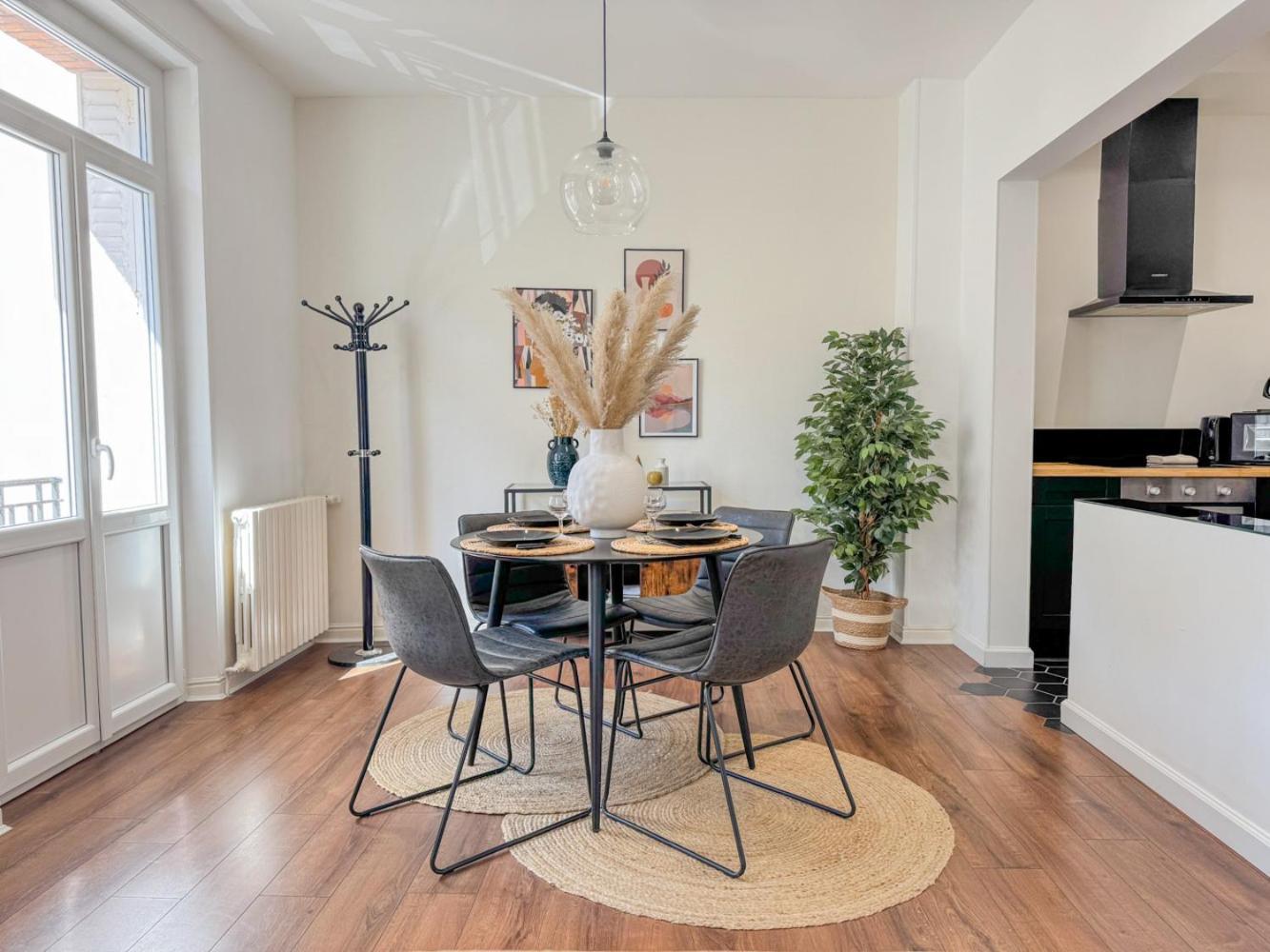 Le Canal,hyper Centre, Cosy, Fibre, Parking Privee, 1 A 4 Pers Apartment *