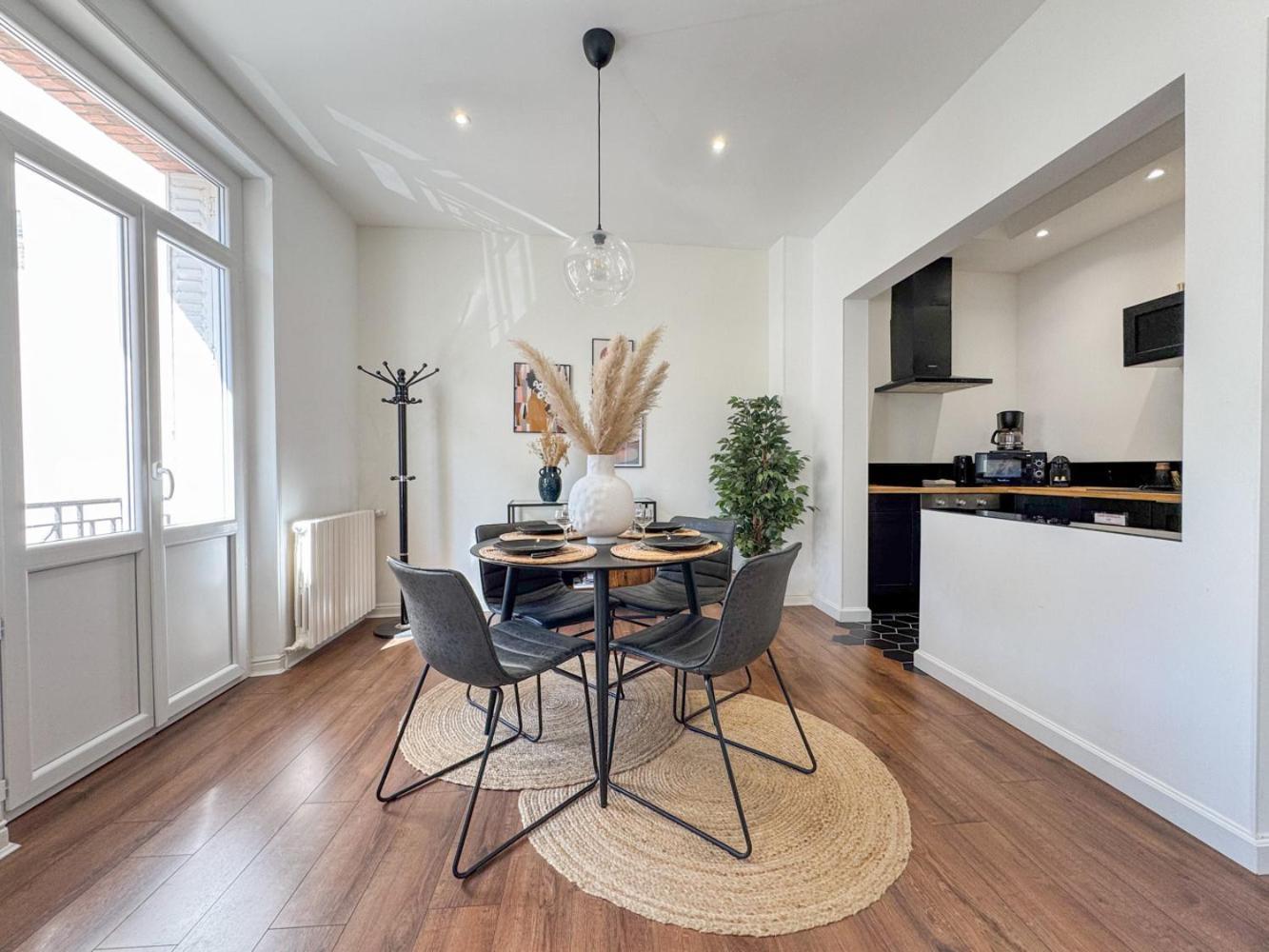Le Canal,hyper Centre, Cosy, Fibre, Parking Privee, 1 A 4 Pers *